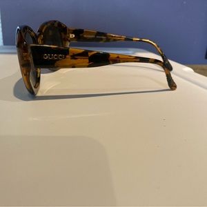 Authentic EUC Gucci sunglasses